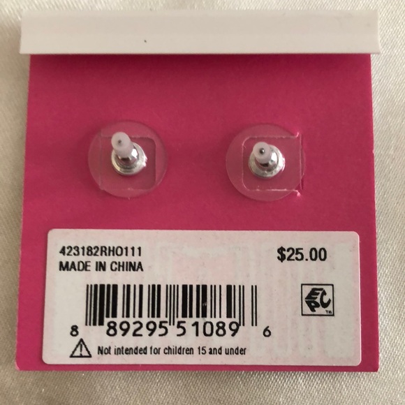 Betsey Johnson Silver Tone Snowflake Stud Earrings Crystal Accents NWT - Picture 10 of 11